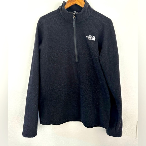 Northface Men’s black fleece half zip up sweatshirt medium in great condition - Picture 1 of 2